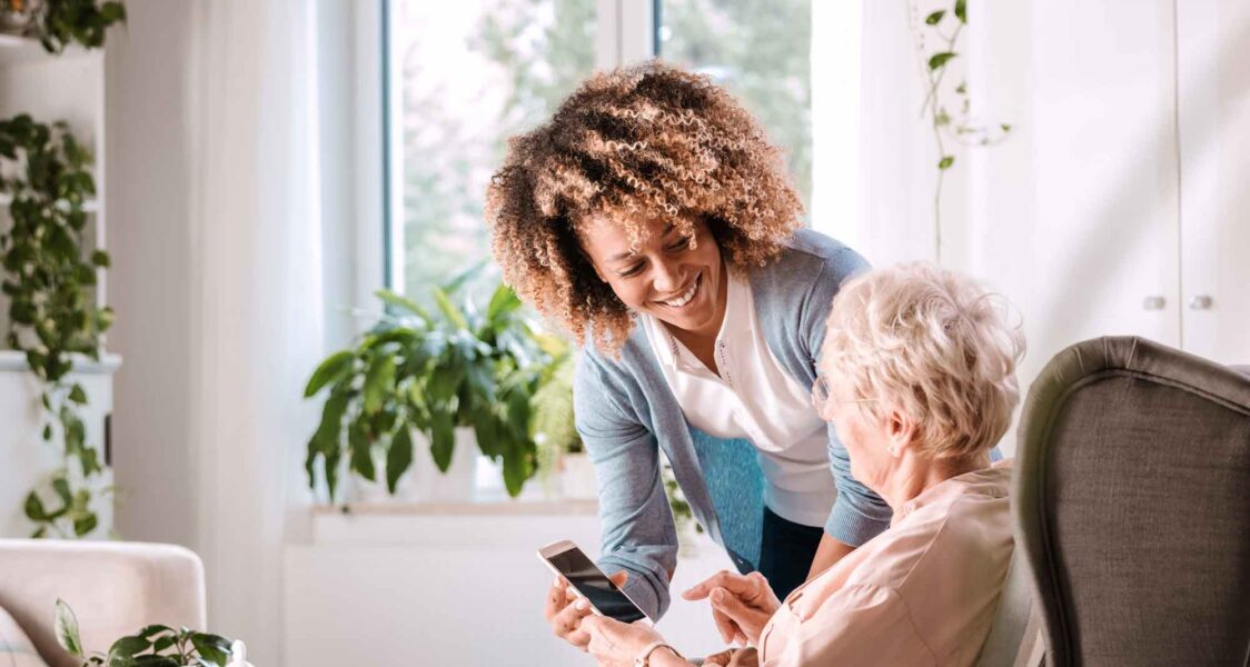 How to Track an Elderly Parent’s Smartphone: Digital Safety For Seniors image