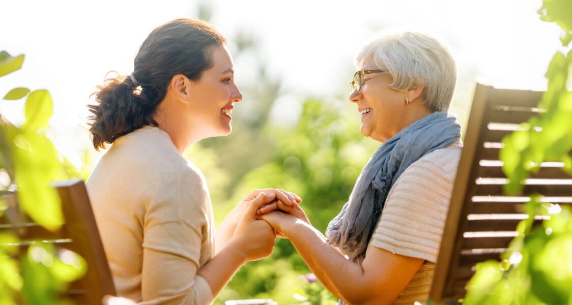 How to Support a Loved One with Parkinson’s in Assisted Living image
